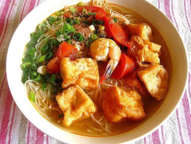 Hanoi Street Food Tour image 3