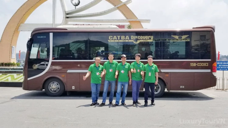 Cat Ba to Ninh Binh bus image 0