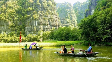 Superior & Small Group - Hoa Lu - Tam Coc Full Day Trip image 1