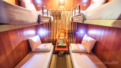 ET - Pumpkin Express Train Hanoi to Sapa - Private cabin image 3