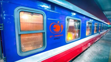 ET - Pumpkin Express Train Hanoi to Sapa - Private cabin image 5
