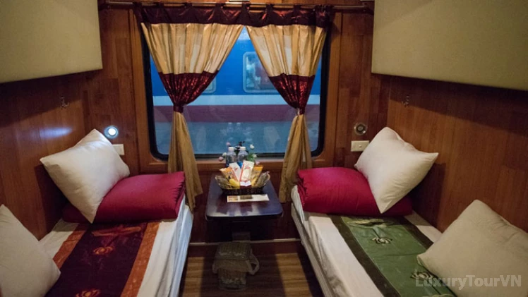 Fanxipan Express train Hanoi to Sapa (Lao Cai) - Private service image 0