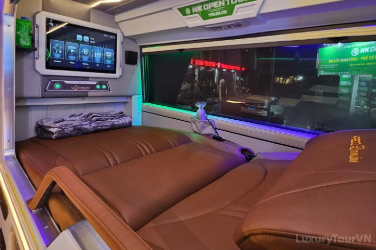Hanoi  Sapa Bus VIP Cabin - HK Open Tour image 7