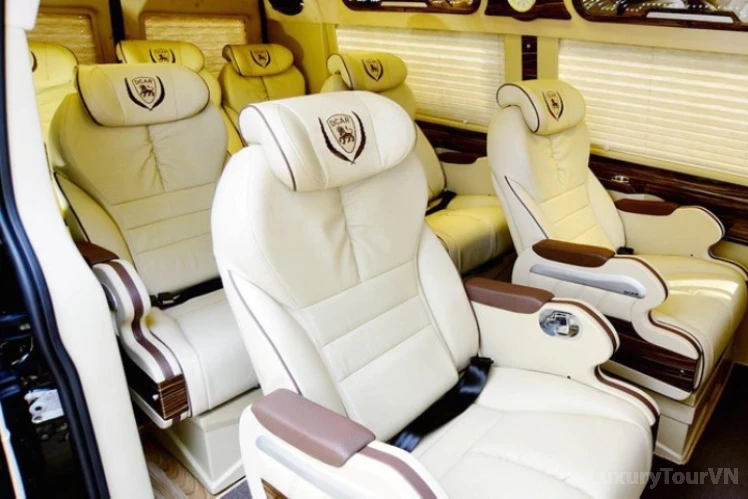 Ha Noi Airport to Sa Pa Private Car