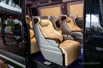 Hanoi to Halong Bay Luxury Limousine image 3
