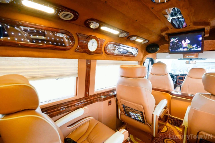 Halong to Hanoi luxury limousine van image 5