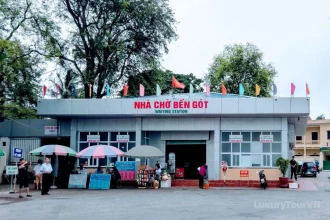 Hanoi to Got ferry terminal by bus image 1