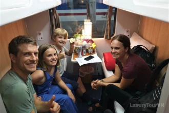 Lotus train from Hue to Hanoi image 2