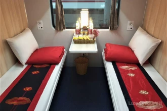 Lotus train from Hue to Hanoi image 5