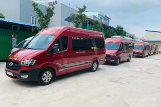 Da Lat to Nha Trang limousine van image 3