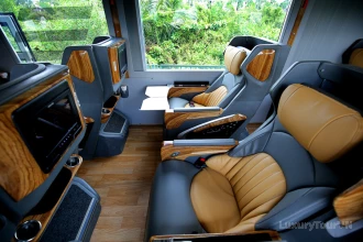 Nha Trang to Mui Ne luxury limousine bus image 3