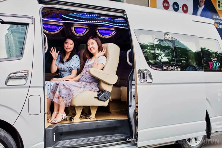 Cam Ranh Airport Nha Trang Transfer image 0