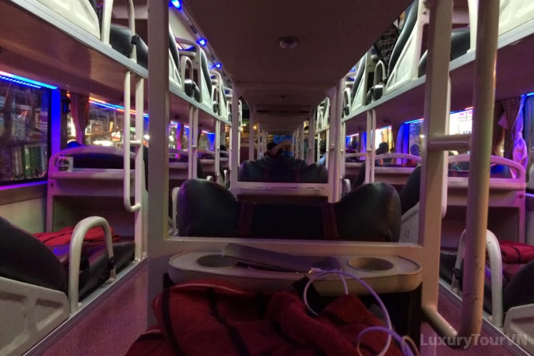 Hanoi Sapa sleeping bus image 6