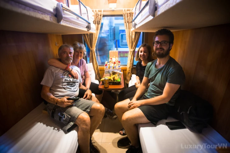ET- Pumpkin Express train Lao Cai to Hanoi image 2