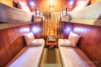 ET- Pumpkin Express train Lao Cai to Hanoi image 5