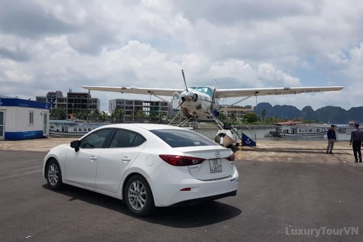 Ninh Binh to Hanoi Airport private car image 4