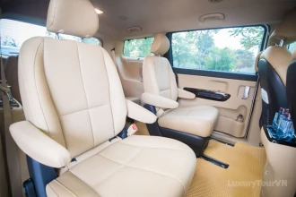 Ha Giang to Hanoi city / airport private car transfer image 2